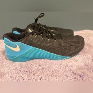 Nike Metcon 5 Mens Black Blue Athletic Training Shoes US Men Size 12 AQ1189-040